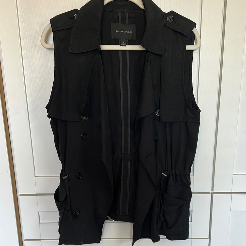 Banana Republic Women's Elegant Black Vest